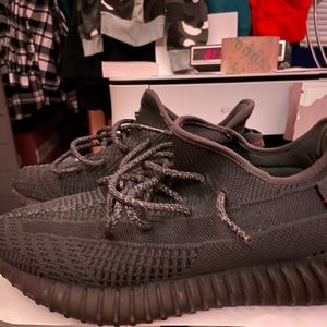 Yeezy 350 non-reflective black